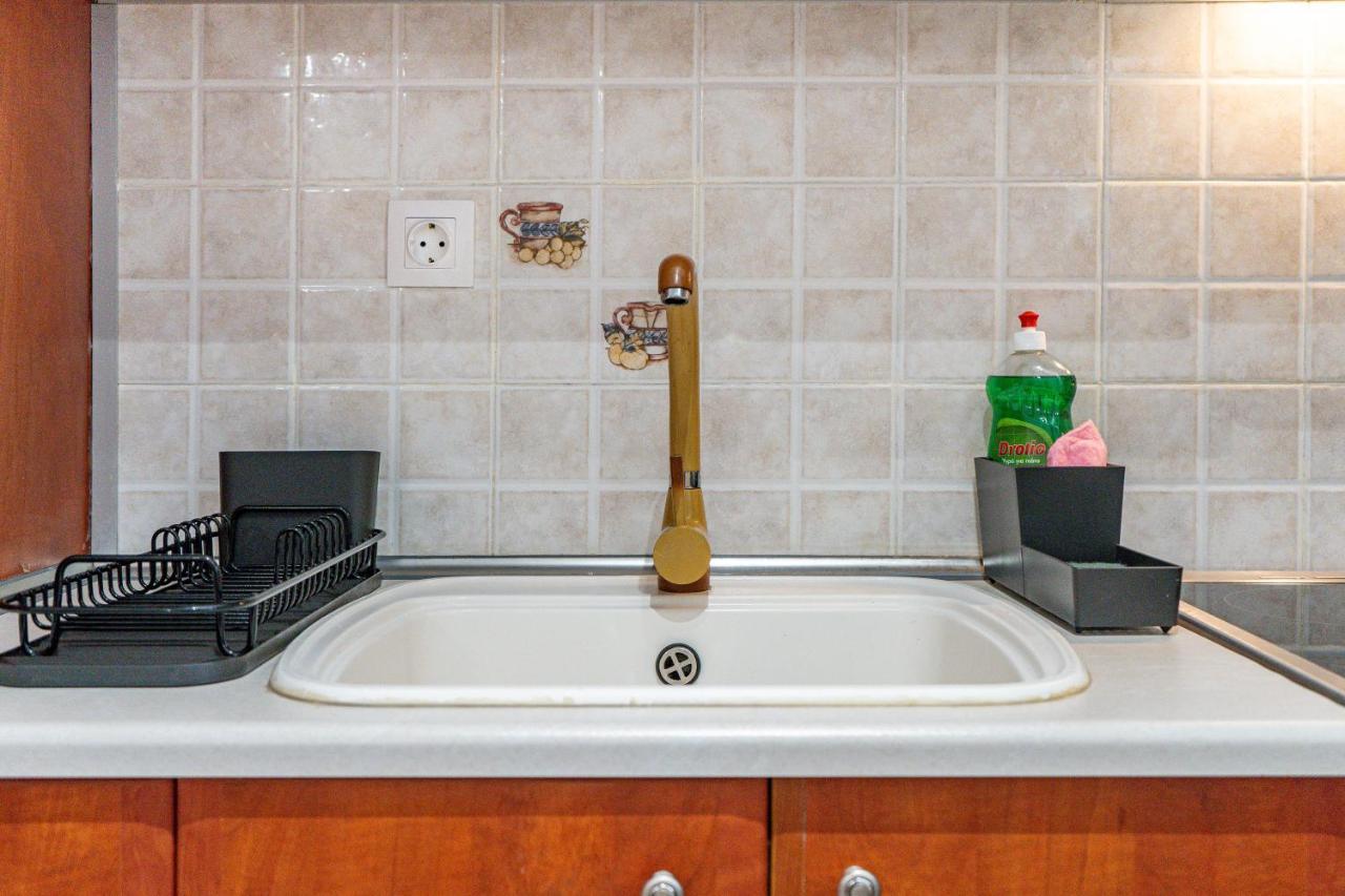 Per56 By Smart Cozy Suites - Right Next To The Metro - Parking - Available 24Hr Atenas Exterior foto
